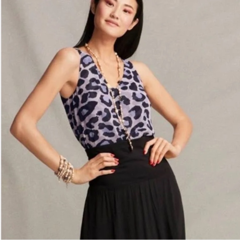 Cabi Lilac Purple Size Large Women Animal Print Sleeveless V Neck Peplum Top